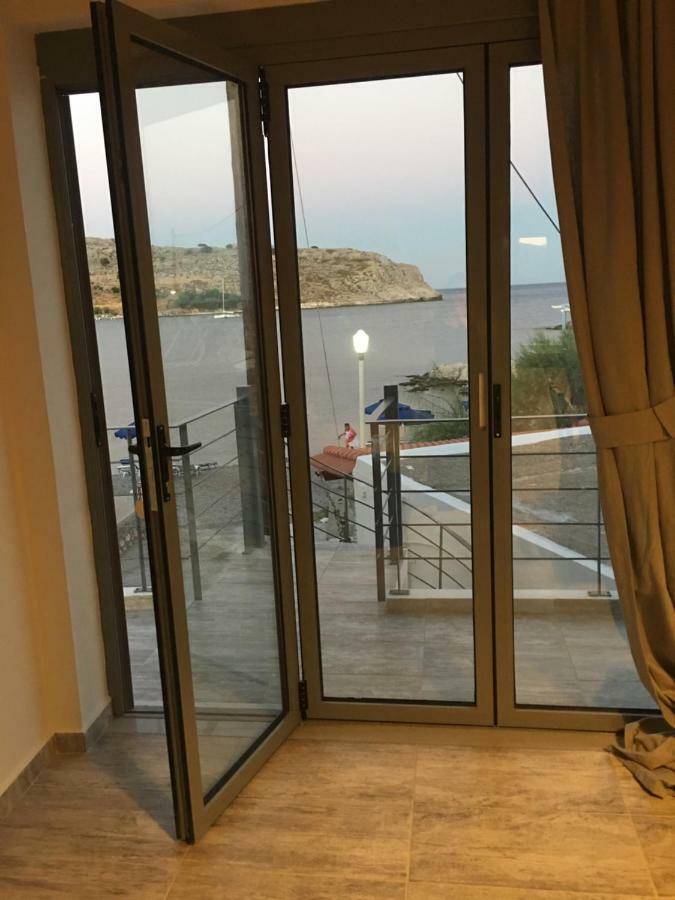 Melita Seaside Apartment Charaki